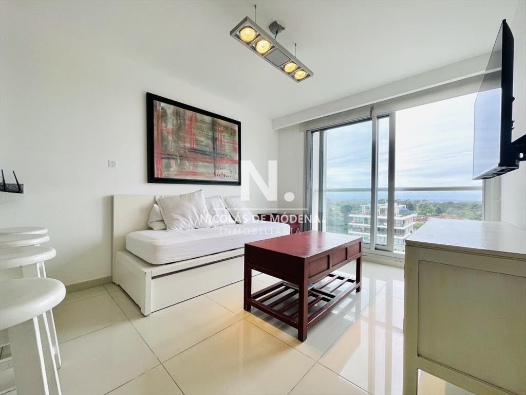 Venta de moderno departamento en zona Roosevelt