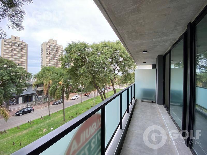 AMPLIO MONOAMBIENTE AL FRENTE CON TERRAZA Y GARAJE, A ESTRE