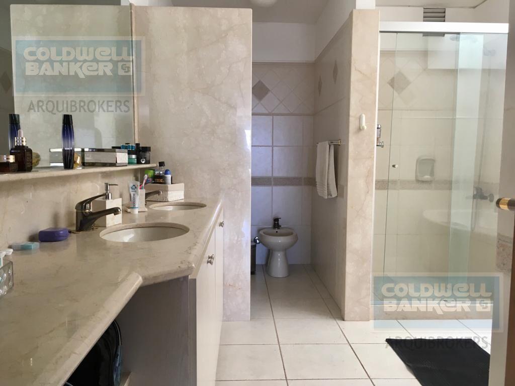 Apartamento penthouse  de 3 dormitorios en venta en Puerto
