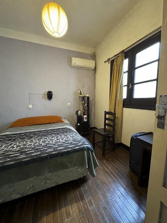 Apartamento en venta en Ciudad Vieja a 2 cuadras de la ramb