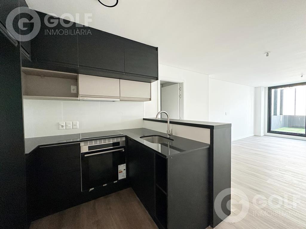 Venta de Monoambiente con patio- Pocitos
