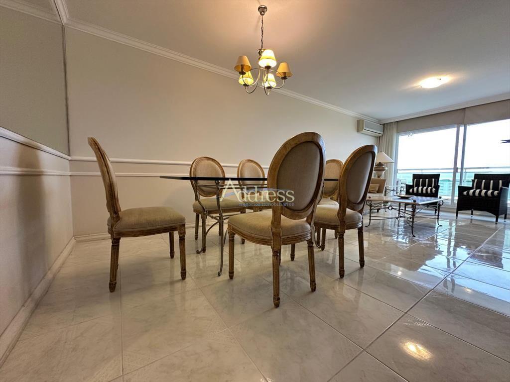 Venta y alquiler de apartamento de 3 dormitorios