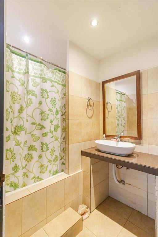 Venta 2 Casas 4 y3 Dorm en Terreno de 1223m2 Unión