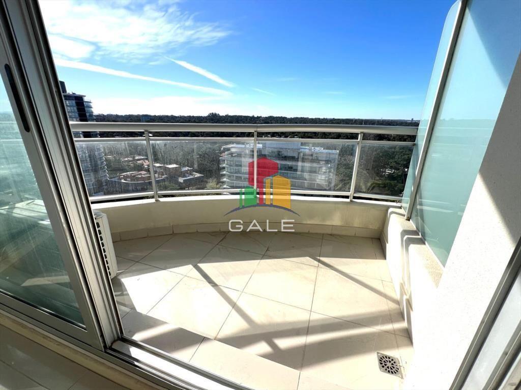 apartamento en venta de 3 dormitorios 3 baños,