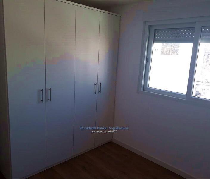 Apartamento de 2 dormitorios en venta en Centro con renta