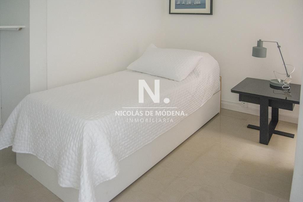 Venta apartamento de 3 dormitorios en Playa Brava