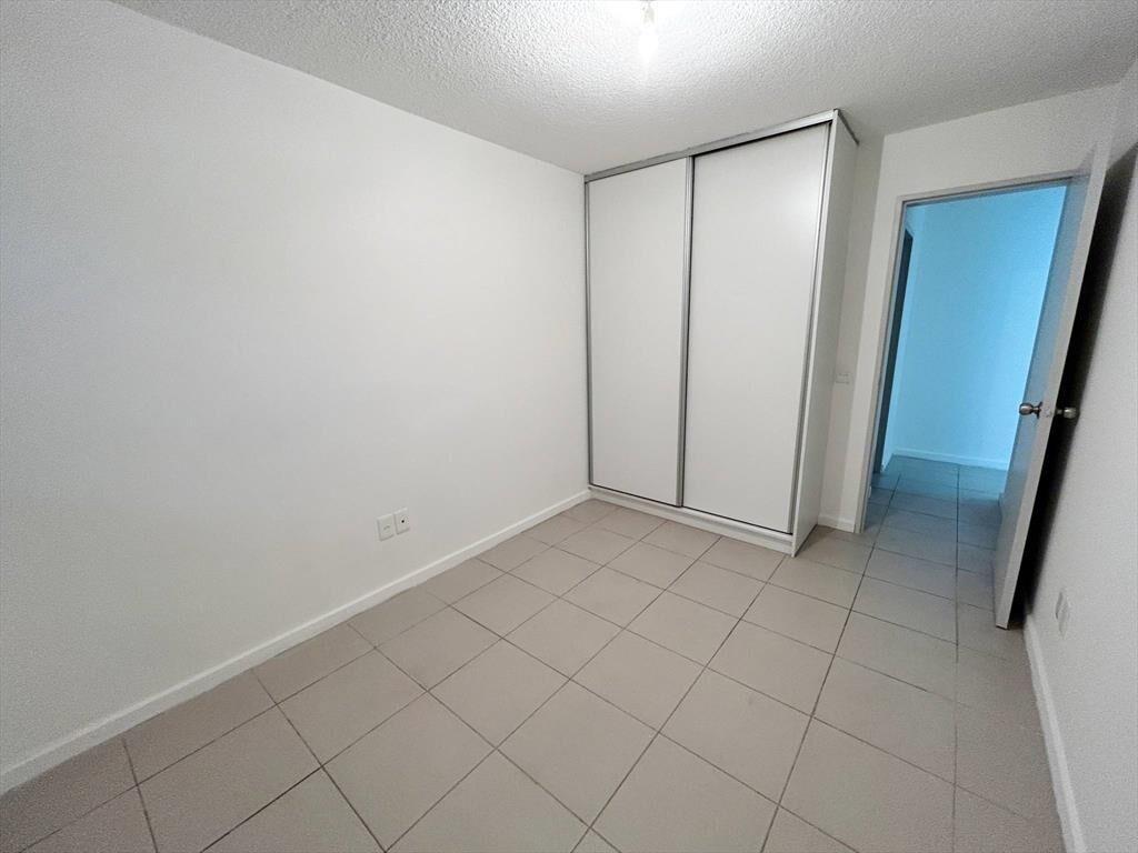 Alquiler Apartamento al frente con dos dormitorios en Aguada