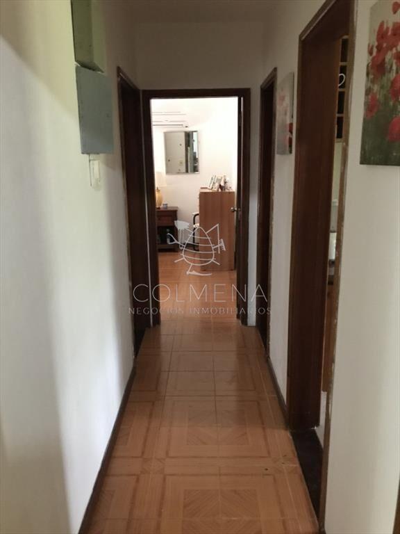 AGRADABLE  CASA EN ZONA MUY TRANQUILA Y ARBOLADA