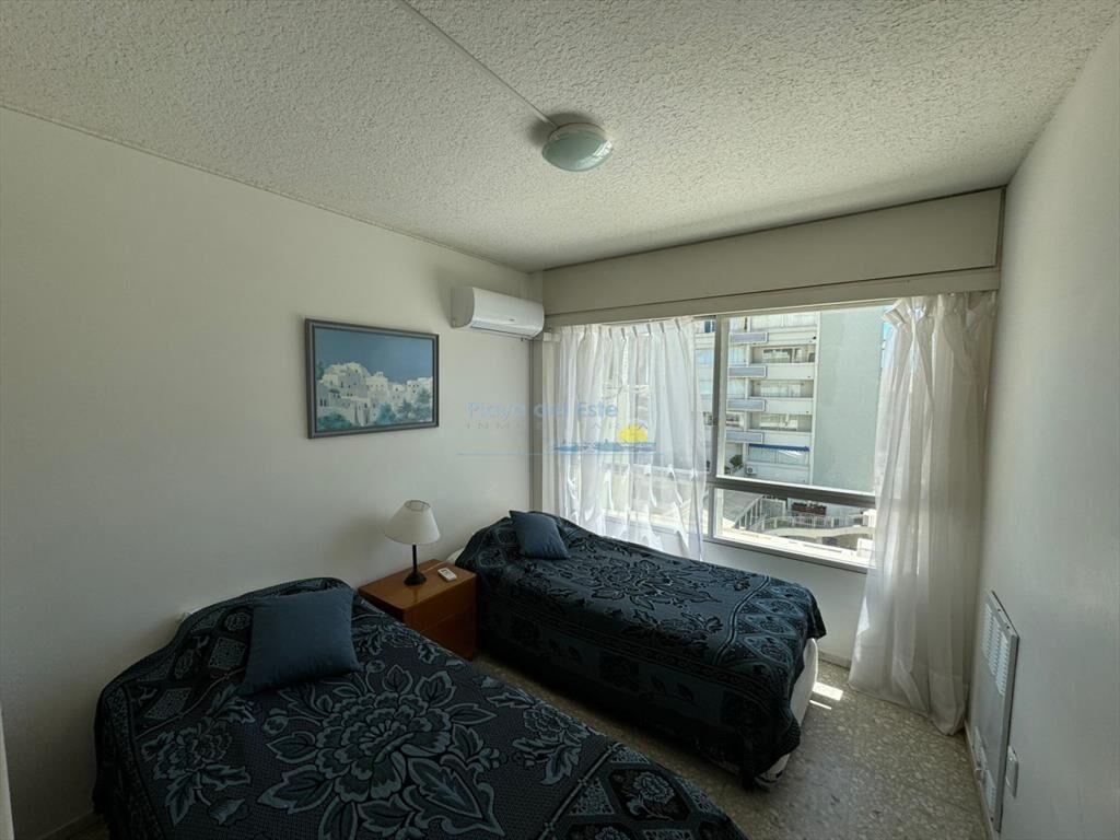 Apartamento en Venta de 3 dormitorios en Torre de