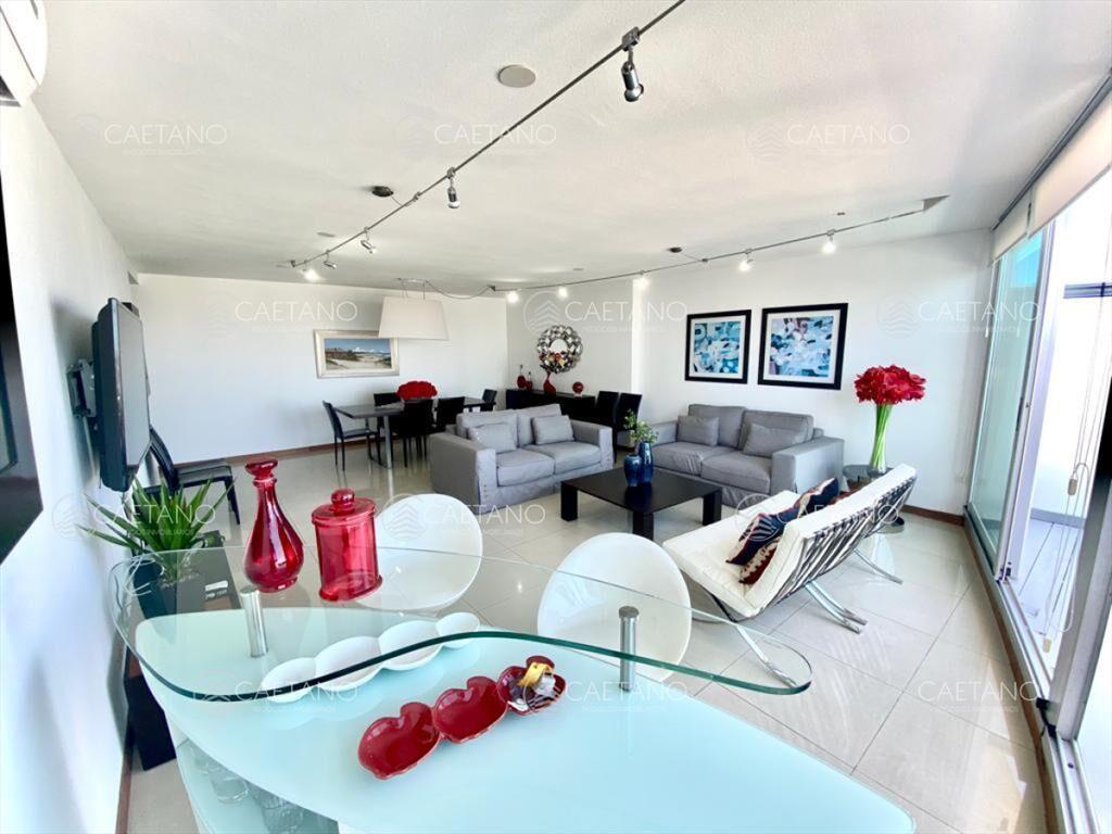 Venta apartamento 3 dormitorios Punta del Este