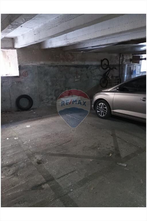 Venta de cochera Aguada con renta