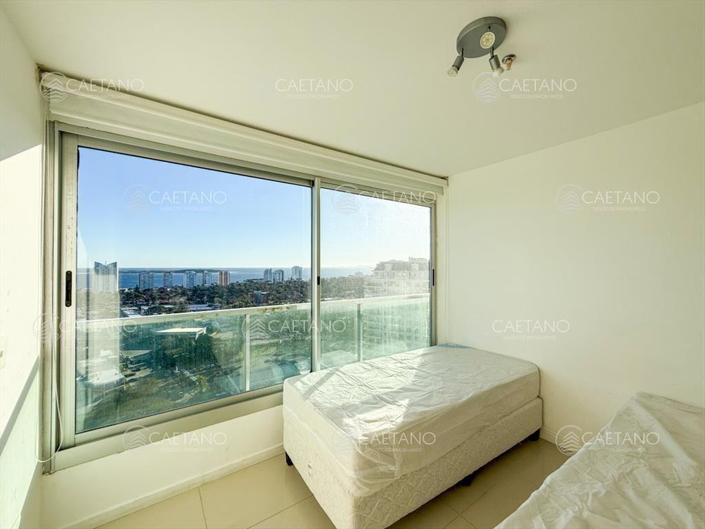 Alquiler anual apartamento Punta del Este.