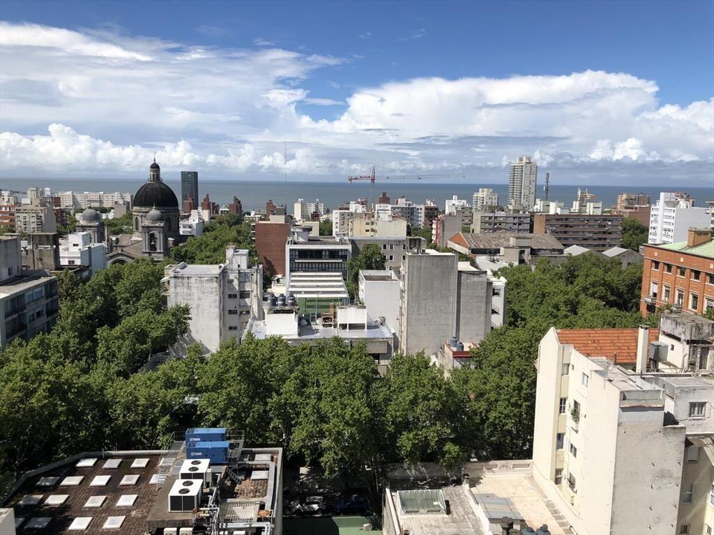 Venta Apartamento Centro Montevideo 1 Dorm Terraza con Rent