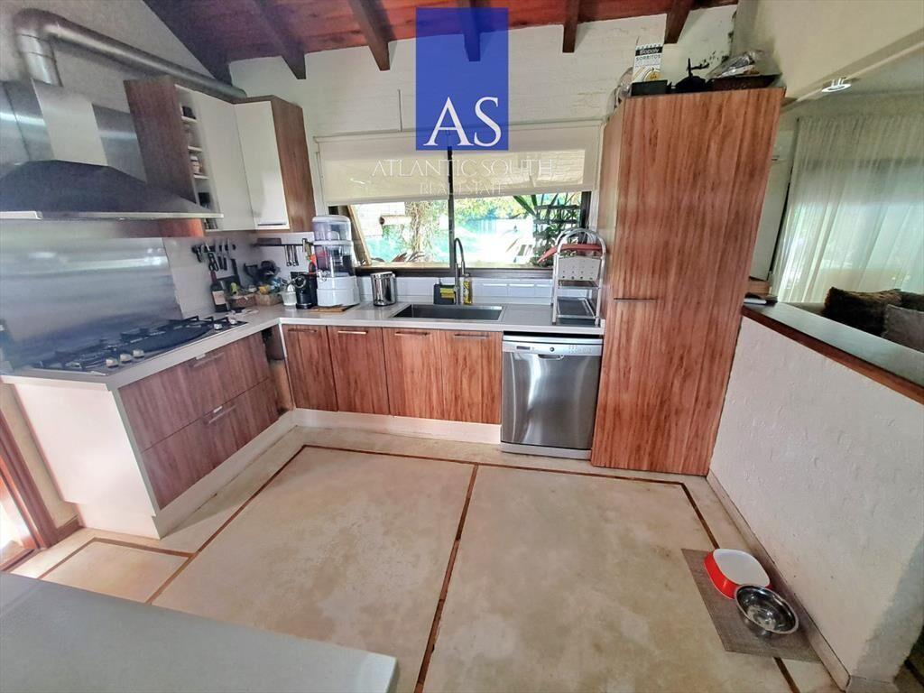 xclusiva Casa con Piscina y Gran JardÃ­n en del