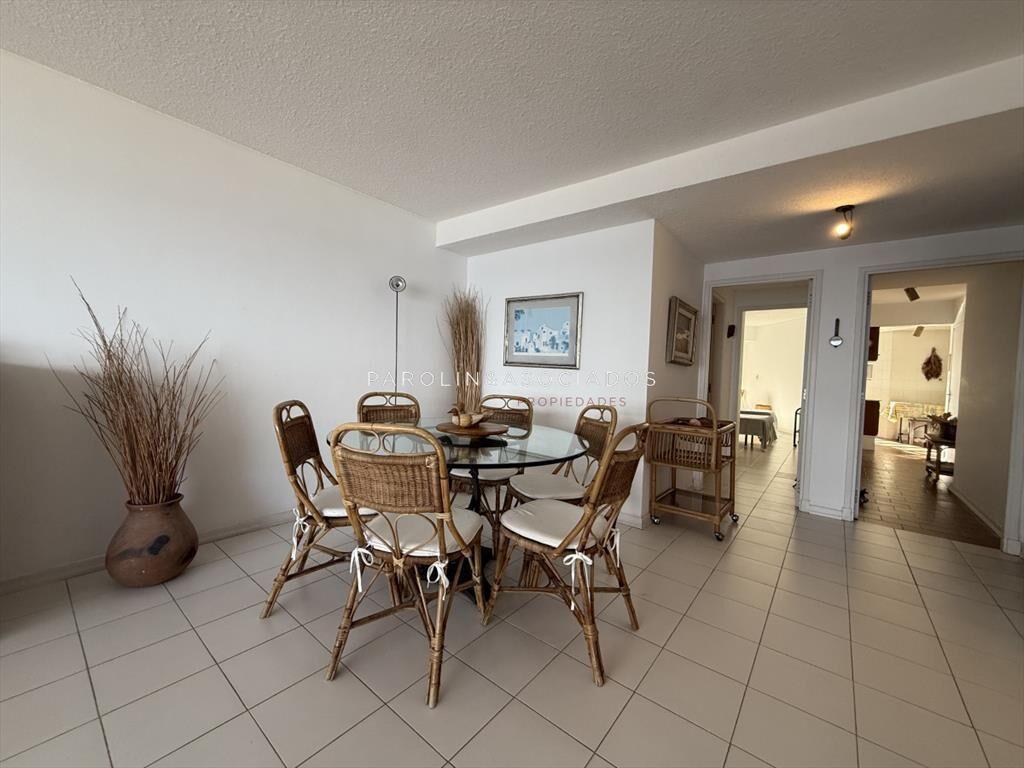 Departamento en Venta de 2 dormitorios en Playa