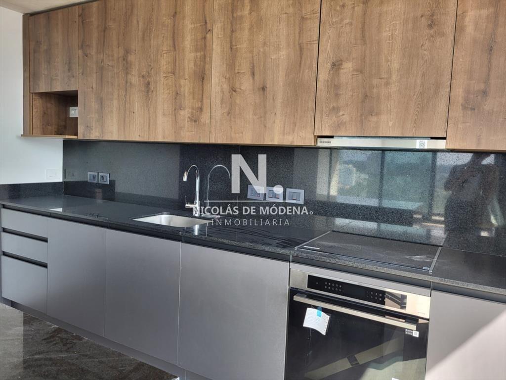 Venta de Apartamento 3 Dormitorios - Torres del -