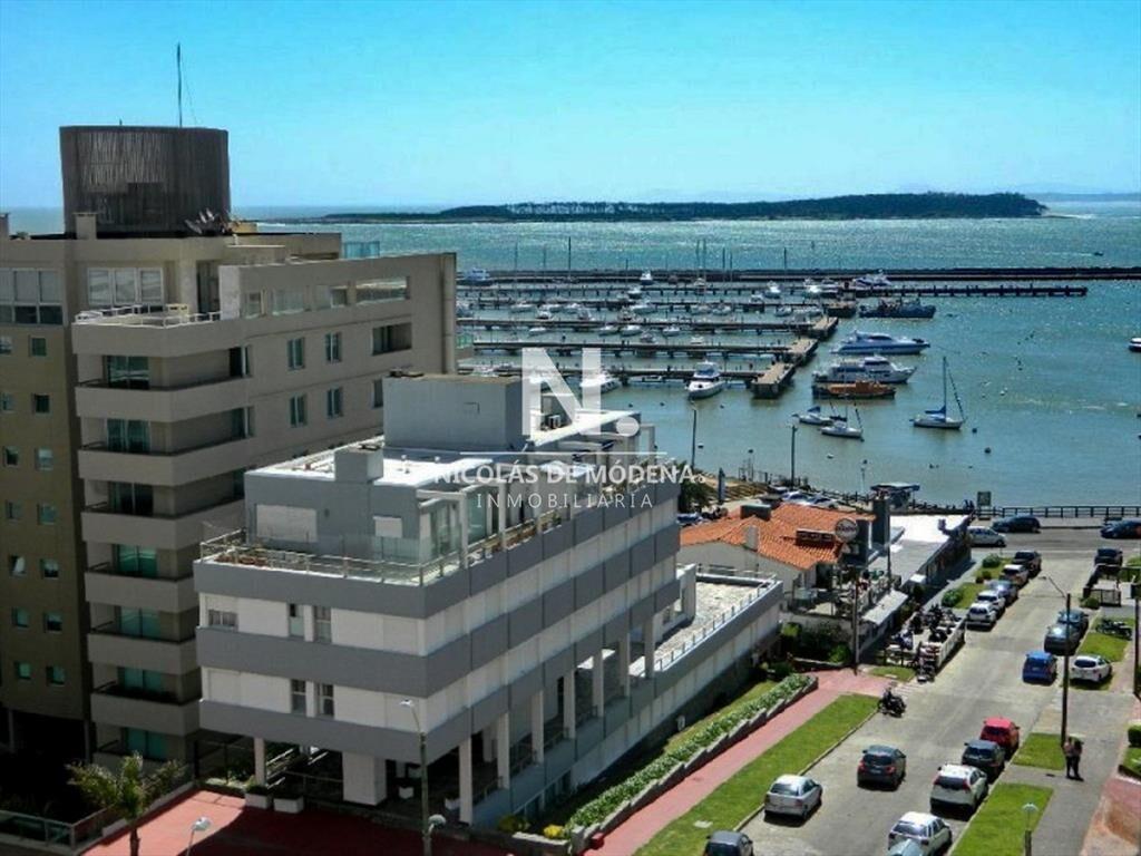 Venta Apartamento de 2 dormitorios y medio en en