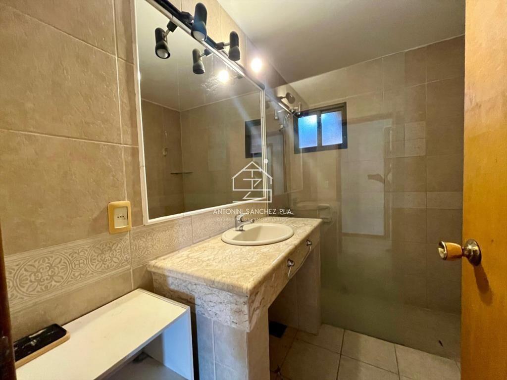 VENTA CASA DE 4 DORMITORIOS PUNTA DEL ESTE