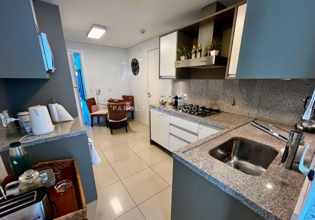 Apartamento en venta de 2 dormitorios y en torre