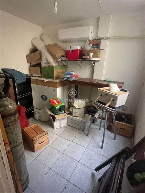 BERRO Y BUXAREO. MUY AMPLIO. 58 MTS., POCITOS NUEVO