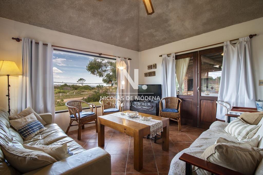 Casa en venta en zona Tio tom muy cerca del mar