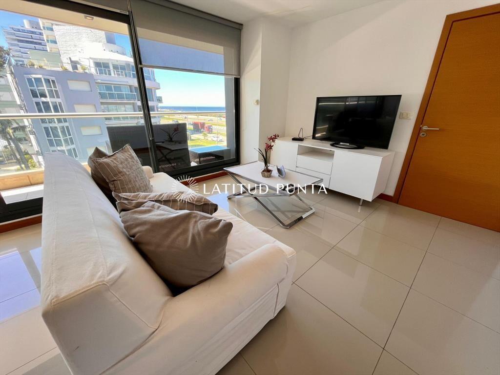 Apartamento 2 dormitorios con parrillero. Brava