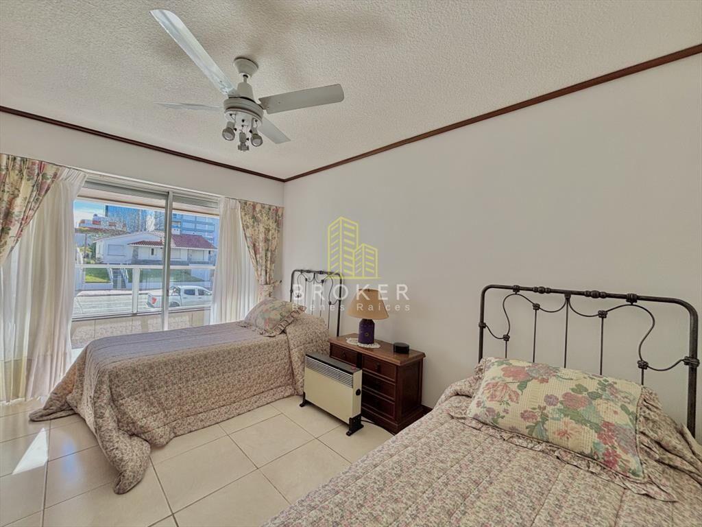 Venta de apartamento 2 dormitorios en Peninsula