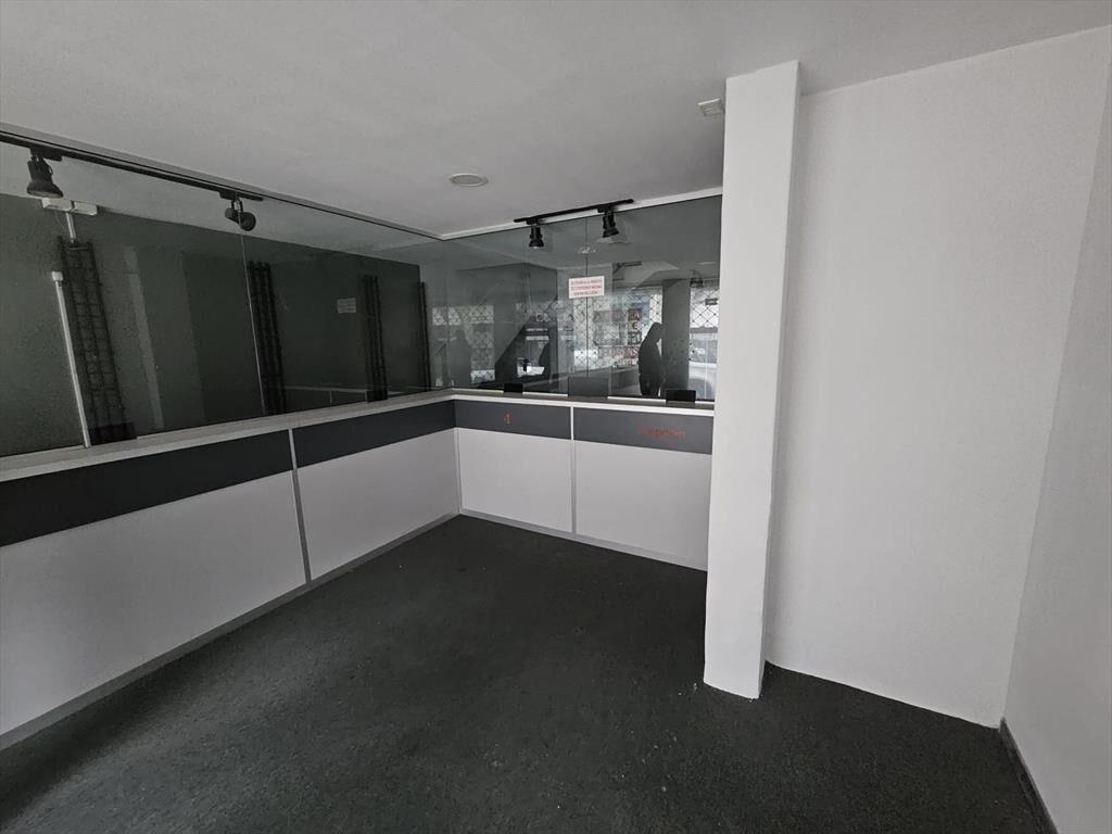 Julio Herrera y Obes proximo Uruguay, 532 m2 , deposito + o