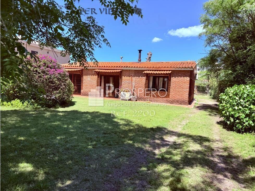 2200/1 Venta Casa 3dorm San José de Carrasco Garaje Parrill