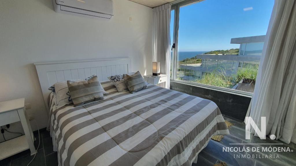 Venta apartamento Punta Ballena con vista al mar