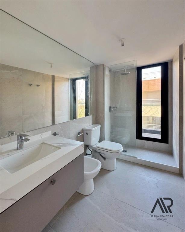Apartamento en alquiler c/ cochera en Barra de Carrasco