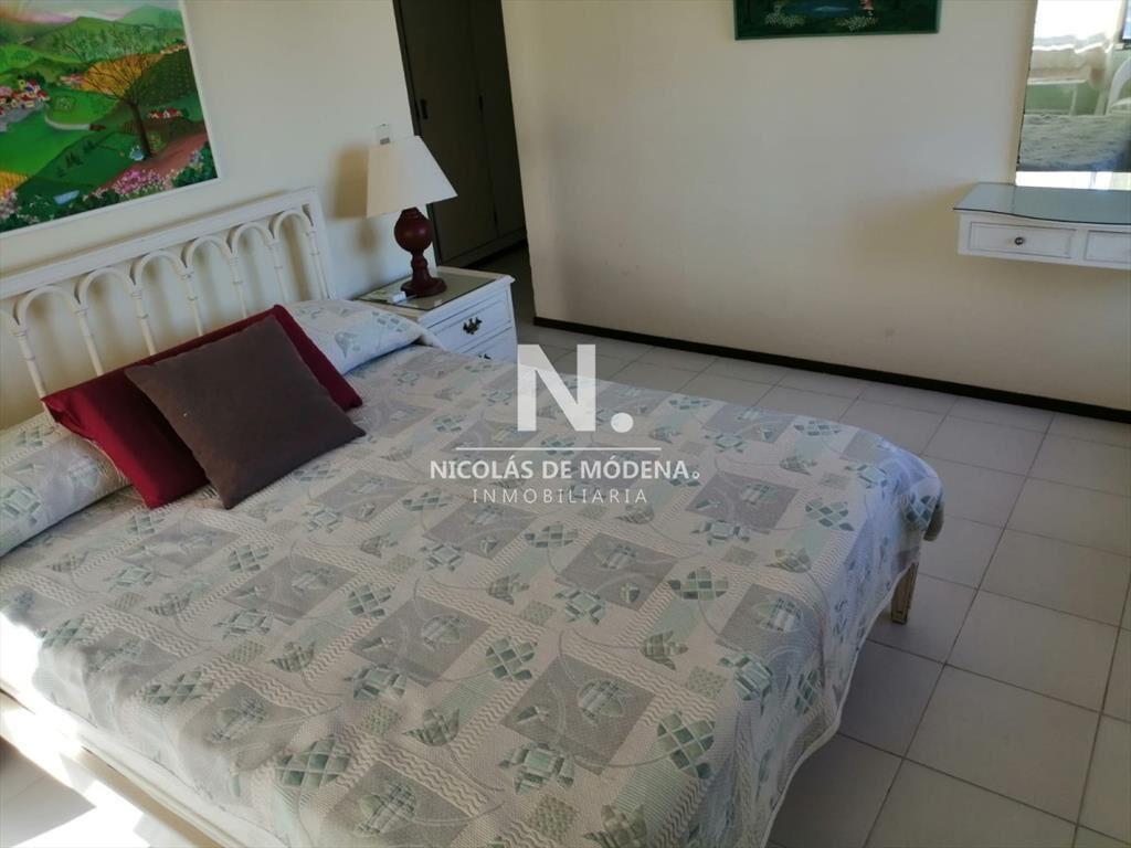 Espectacular departamento en primera línea, del