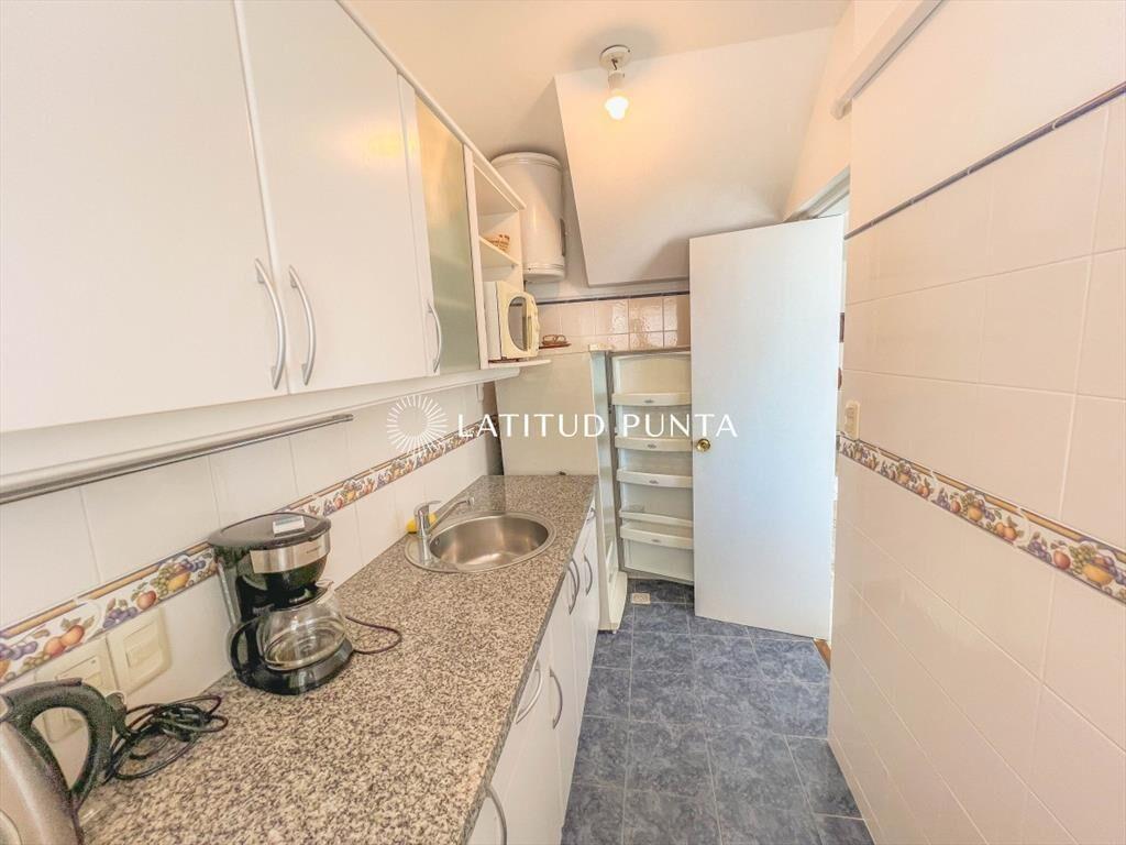 Península, apartamento en piso alto con vista al