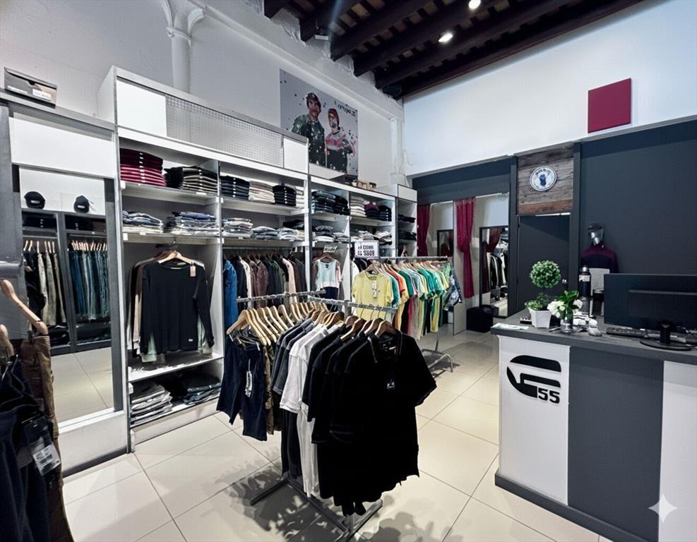 venta local comercial 18 de julio cordón