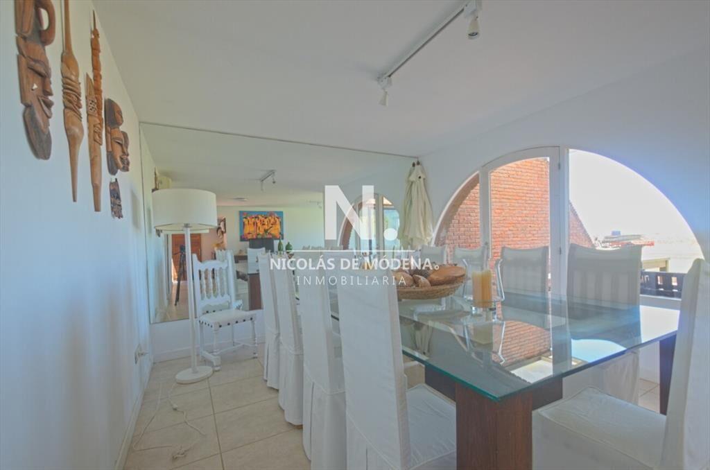 Departamento de 3 dormitorios en alquiler en Manantiales