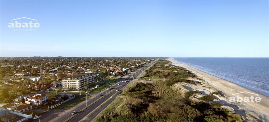 Venta Apartamento 3 dormitorios en Parque Carrasco Vista al