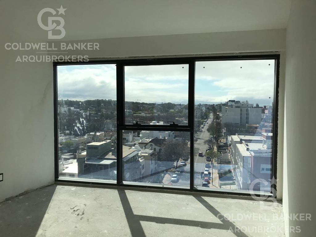 Apartamento de 2 dormitorios en venta en Malvín - V801