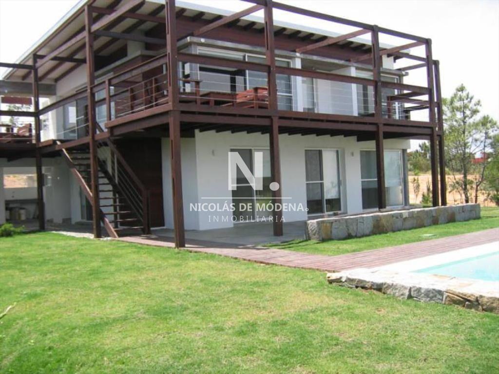 Impecable casa de 6 dormitorios en venta y alquiler en el C