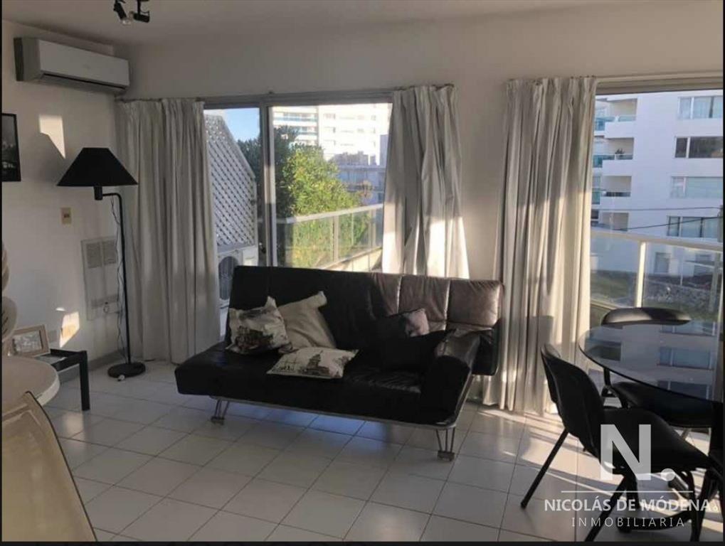 Apartamento en Venta, Playa Brava, Punta del Este