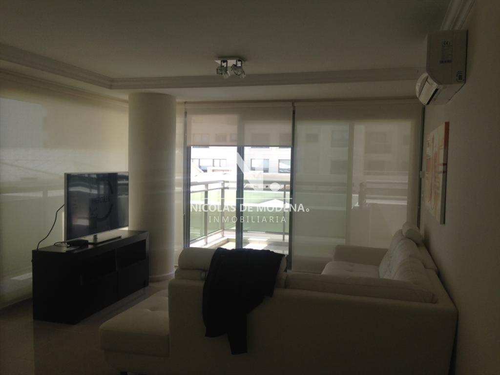 Apartamento en Alquiler de 2 dormitorios en Torre