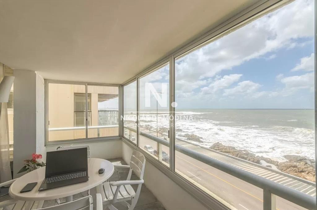 Apartamento en venta de 3 dormitorios en Punta