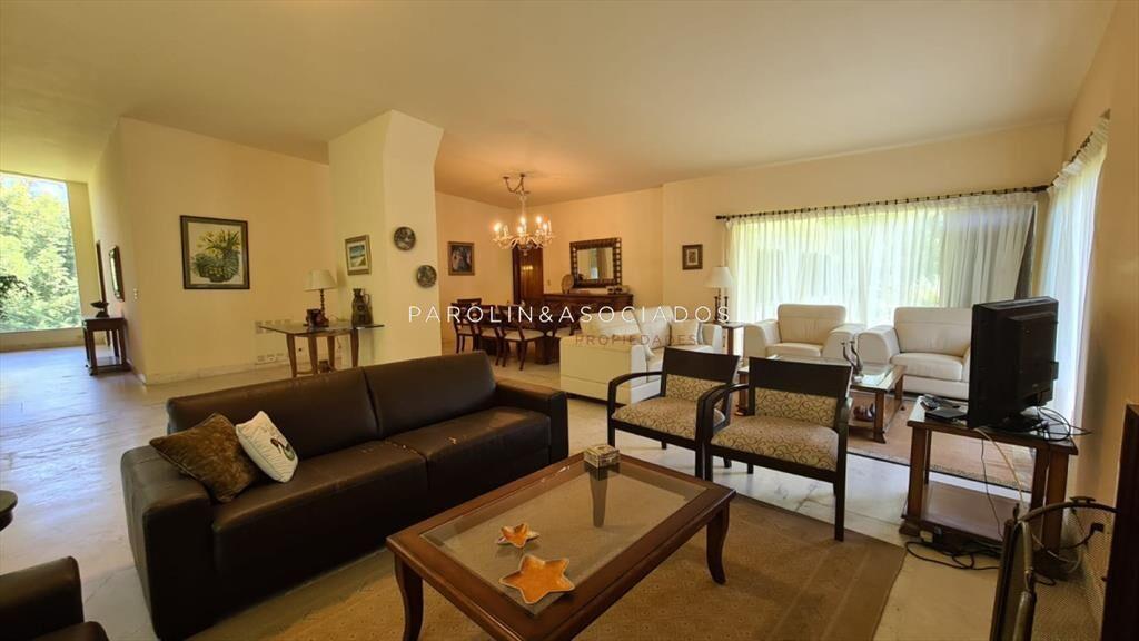 Muy linda casa en venta en zona residencial Marly, Punta de