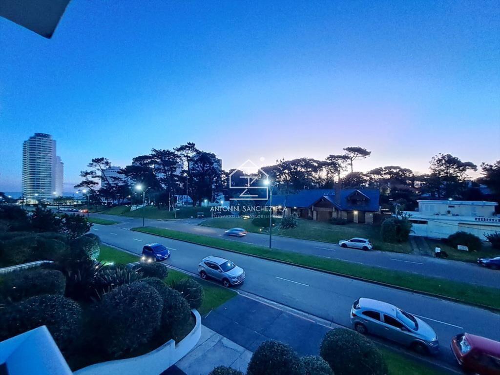 Departamento 2 dormitorios en venta en complejo nuevo con a