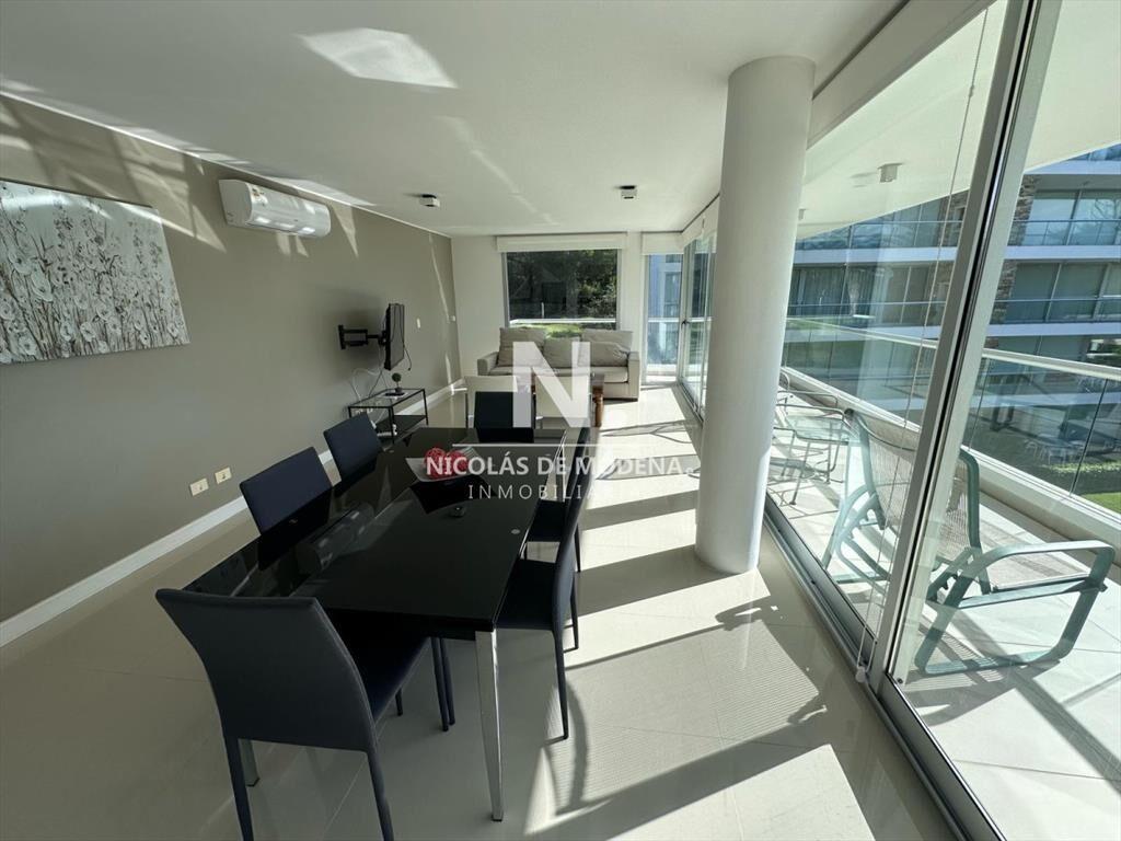 Departamento de 3 dormitorios en venta en torre