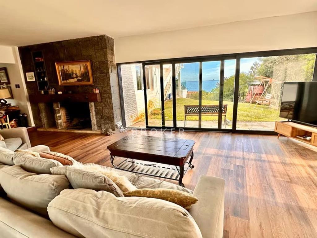 Venta Casa Punta del Este 4 Dormitorios a Pasos