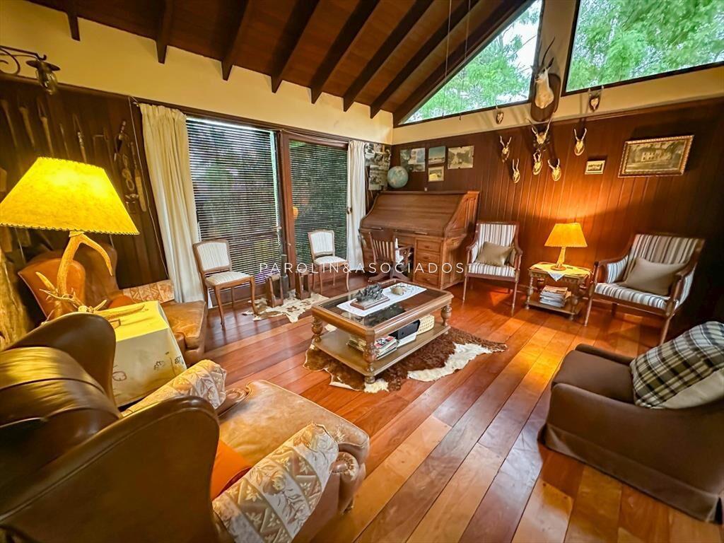 Casa en excelente zona de Playa Mansa