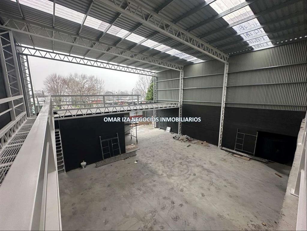 VENTA ALQUILER LOCAL COMERCIAL EN UNION, PRIMERA LINEA, GAL