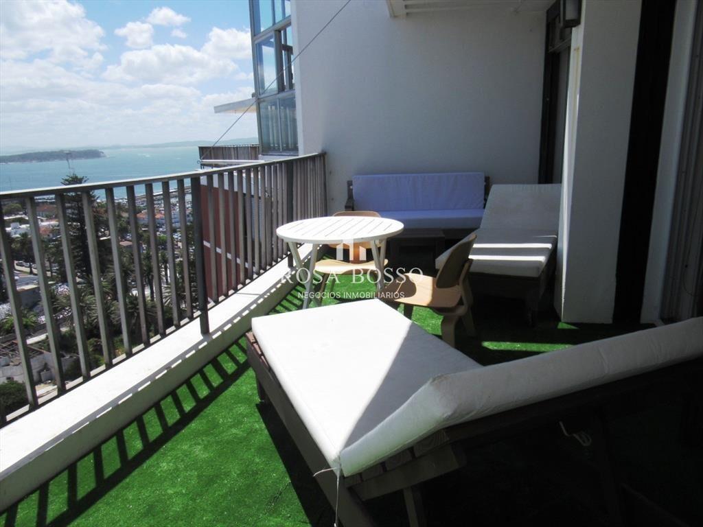 Apartamento en Península 1 dormitorio con garage