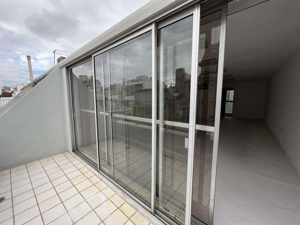 Venta de Oficina con garage en Centro