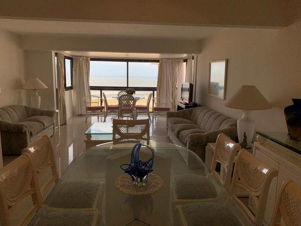 DEPARTAMENTO DE 3 DORMITORIOS EN  PARQUEMAR CENTER , PUNTA
